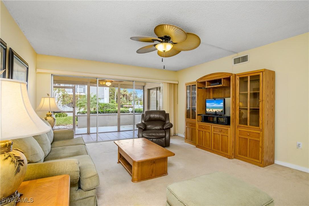215 Cypress Way #B2, Naples, FL 34110