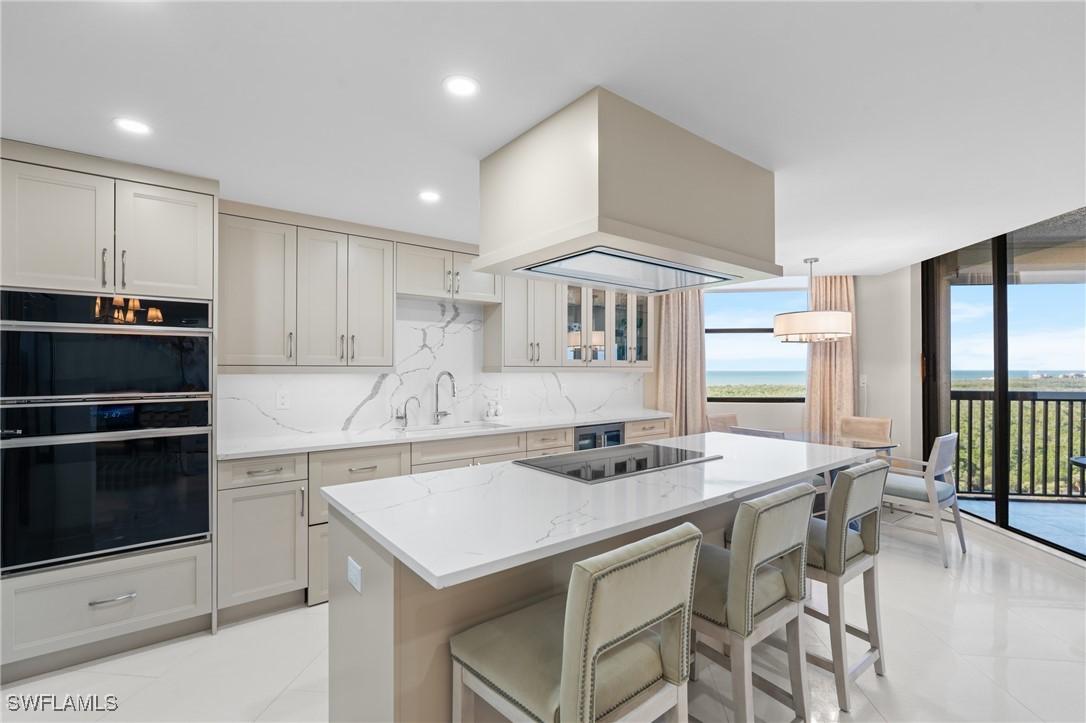 6075 Pelican Bay Blvd. #1206, Naples, FL 34108