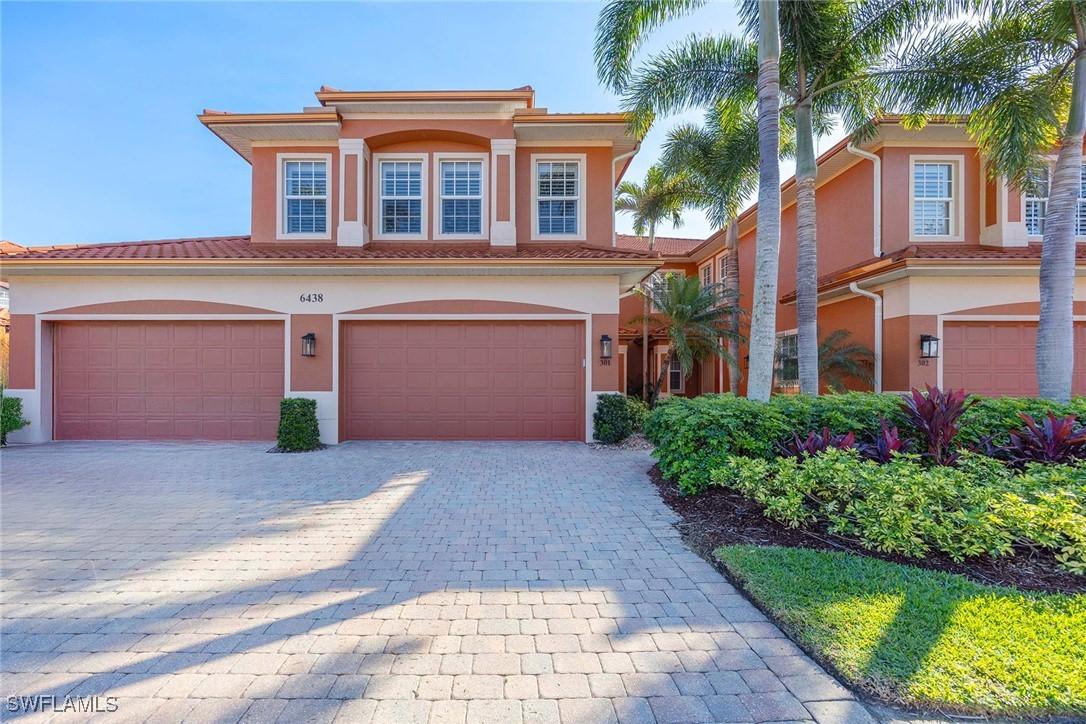6438 Legacy Cir. #301, Naples, FL 34113
