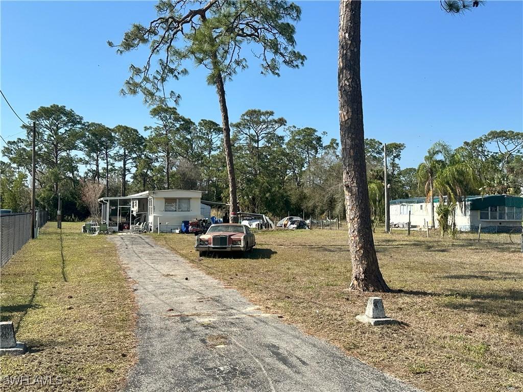 8086 Breeze Dr., North Fort Myers, FL 33917