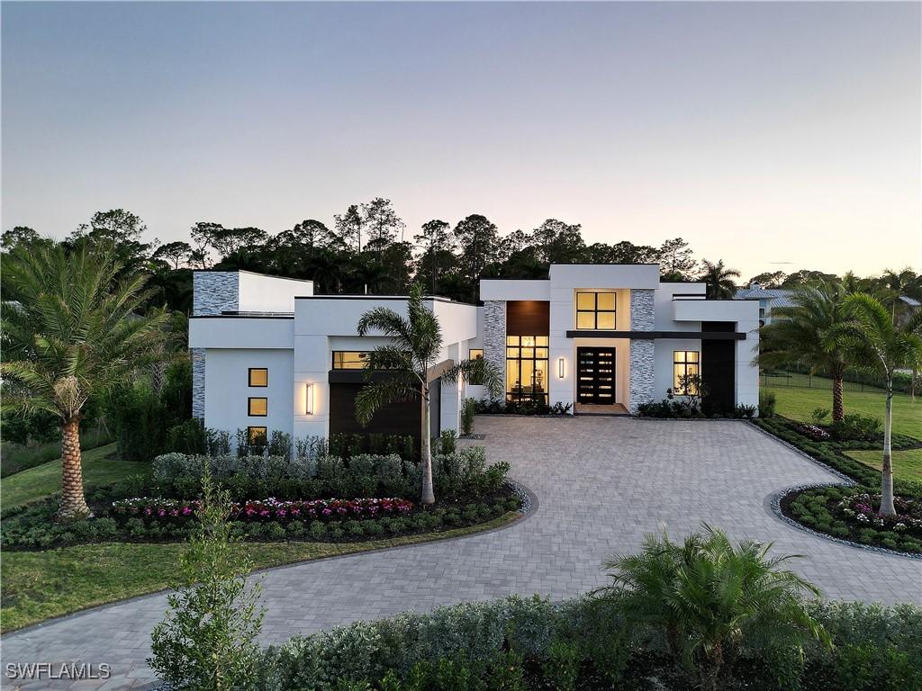 3054 Ravenna Ave., Naples, FL 34120