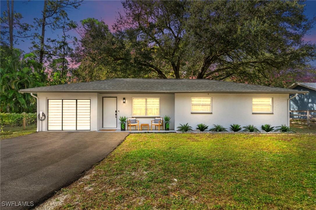 2321 17th St., Naples, FL 34117
