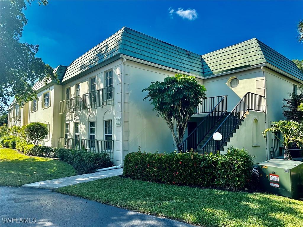 101 Bob O Link Way #1B, Naples, FL 34105