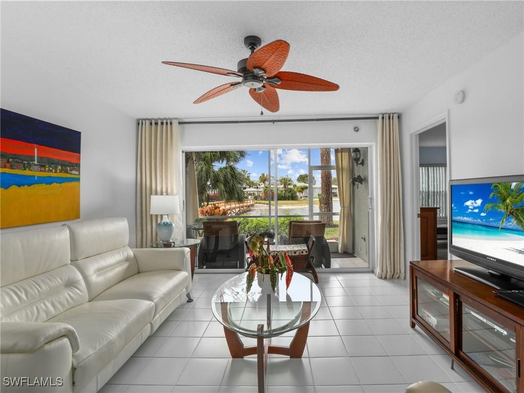 915 New Waterford Dr. #H104, Naples, FL 34104