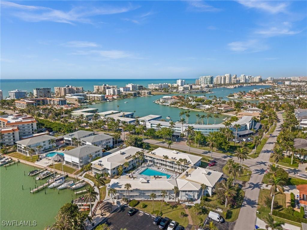 342 Harbour Dr., Naples, FL 34103