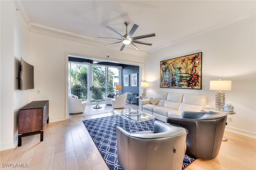820 Bentwater Cir. #103, Naples, FL 34108