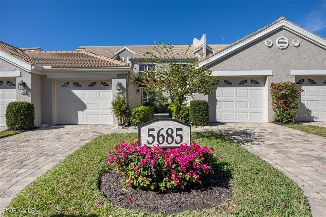 5685 Heron Ln. #304, Naples, FL 34110