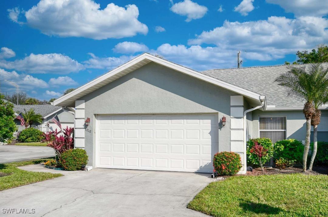1708 Royal Cir. #701, Naples, FL 34112