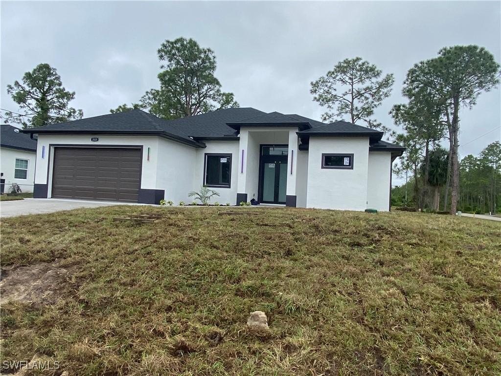 2025 Jackson Ave., Alva, FL 33920