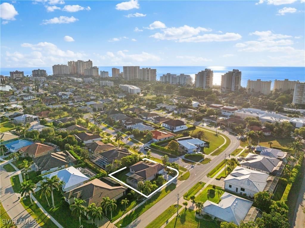 661 Wren St., Marco Island, FL 34145