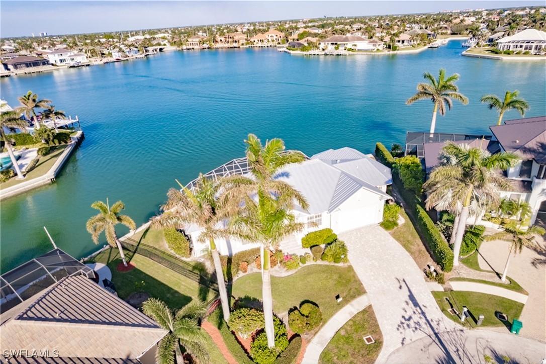 1261 Osprey Ct., Marco Island, FL 34145