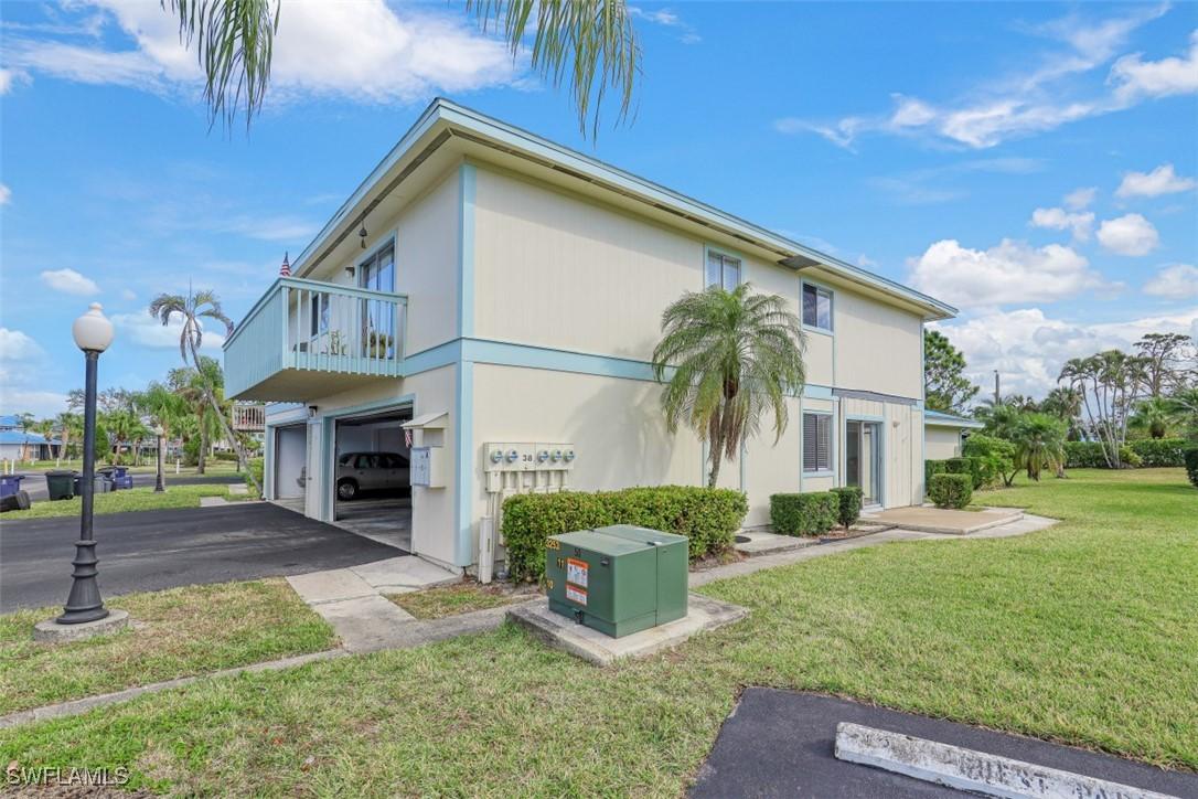 5848 Queen Elizabeth Way #2, Fort Myers, FL 33907
