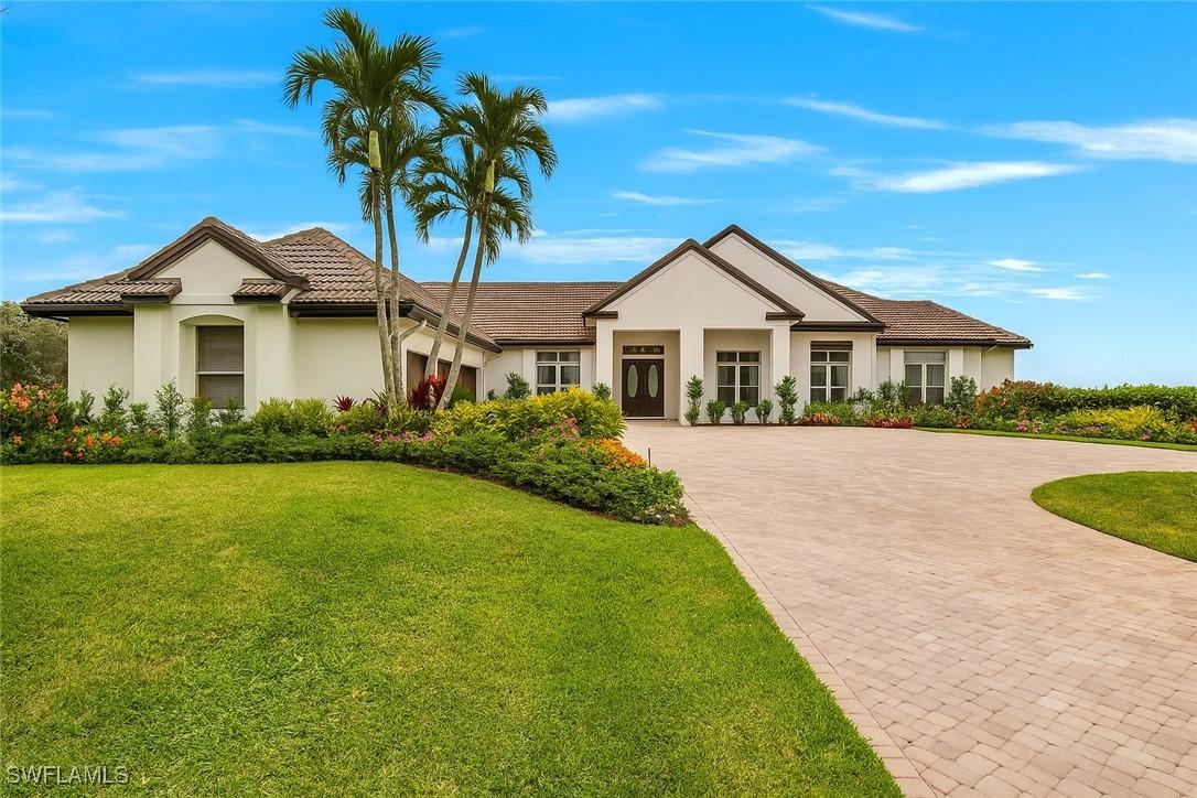 13556 Rosewood Ln., Naples, FL 34119