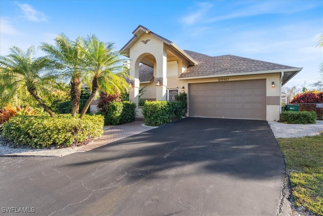 2640 White Blvd., Naples, FL 34117