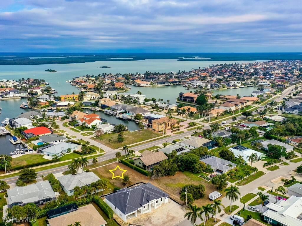 572 N Barfield Dr., Marco Island, FL 34145