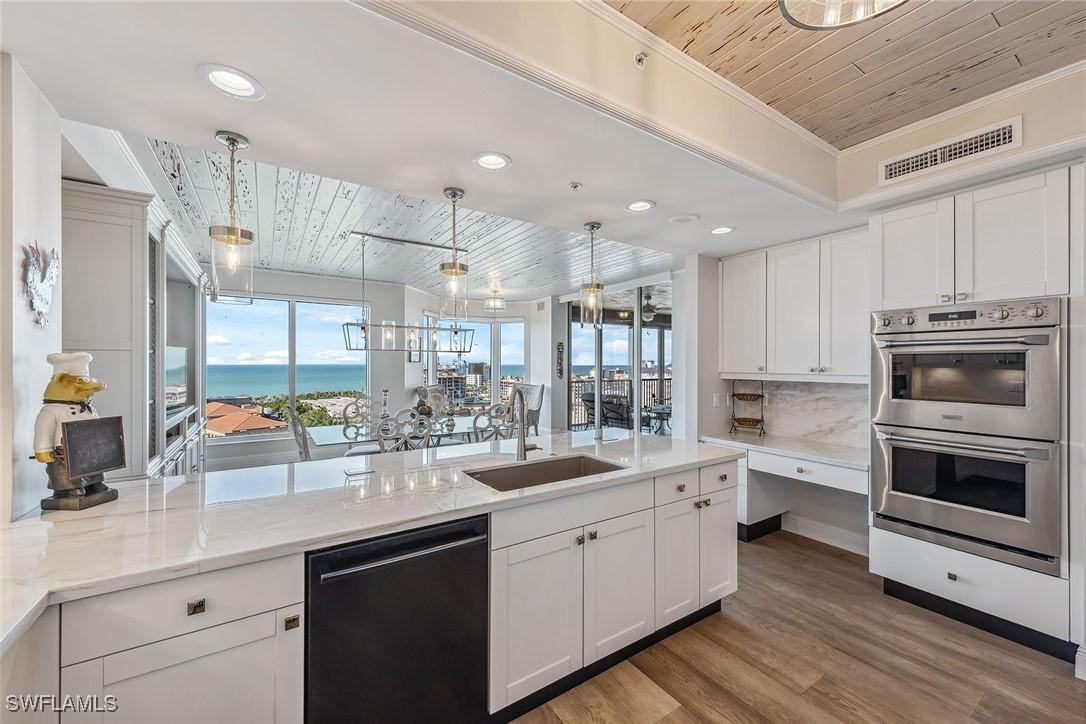 8787 Bay Colony Dr. #1404, Naples, FL 34108