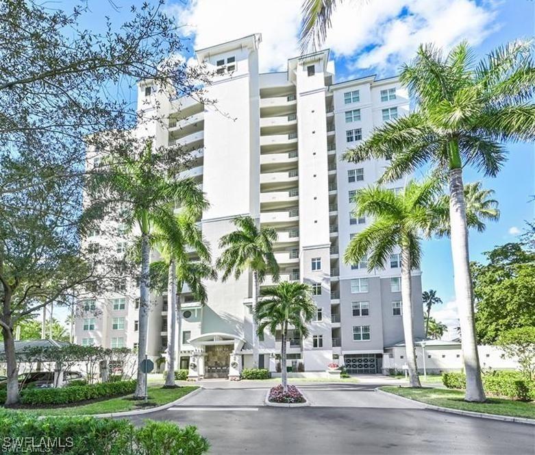430 Cove Tower Dr. #701, Naples, FL 34110