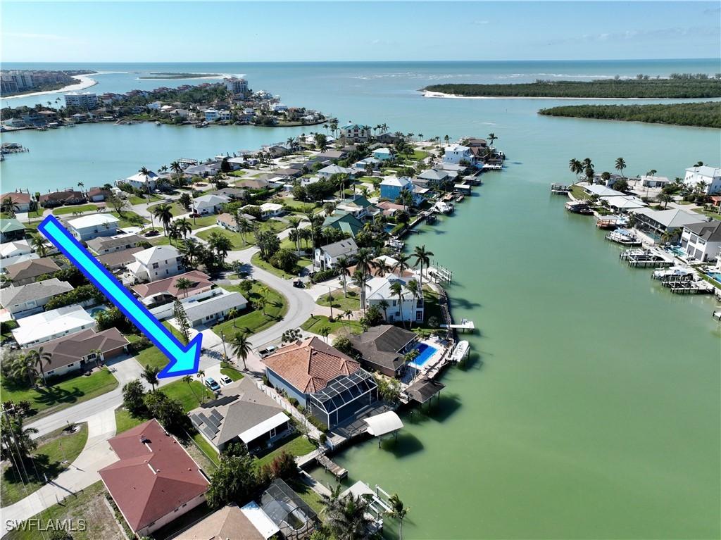 105 Jamaica Dr., Naples, FL 34113