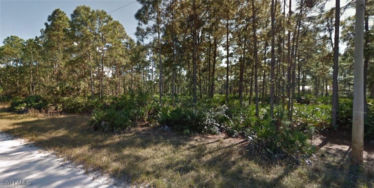 1144 Chiefland St., Lehigh Acres, FL 33974