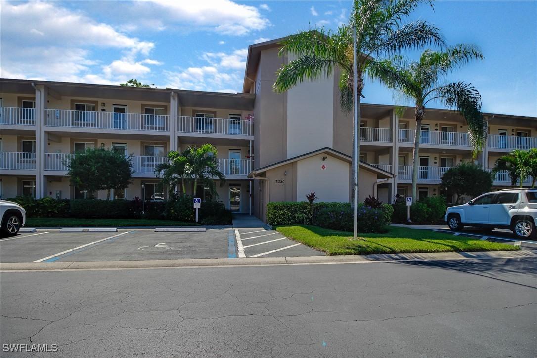 7320 Glenmoor Ln. #2105, Naples, FL 34104