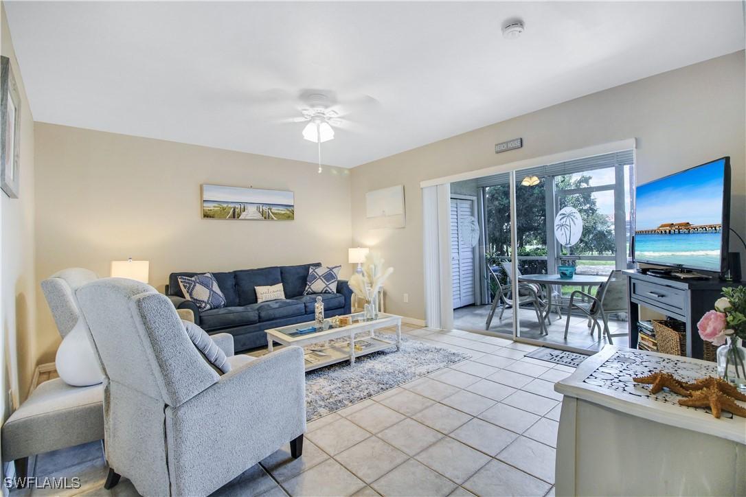 7320 Glenmoor Ln. #2105, Naples, FL 34104