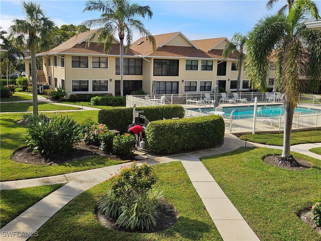 1100 9th St. #F203, Naples, FL 34102