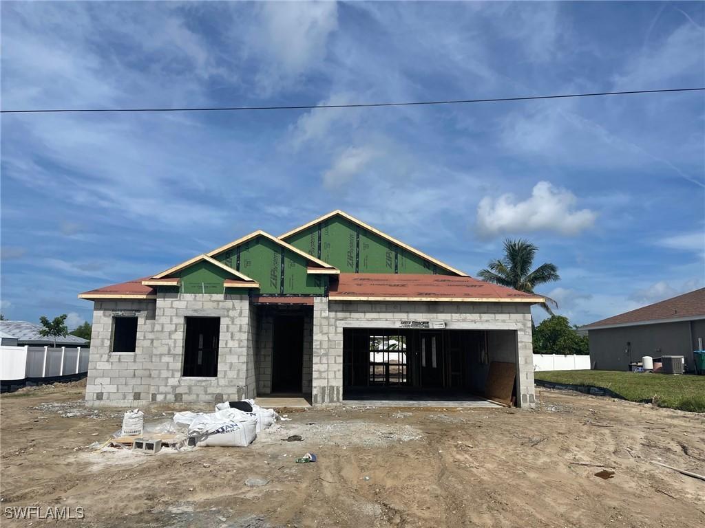 324 NW 1st Pl., Cape Coral, FL 33993
