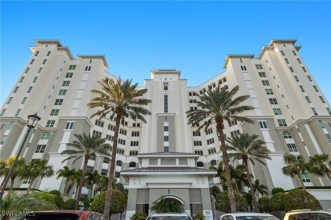 325 Dunes Blvd. #703, Naples, FL 34110
