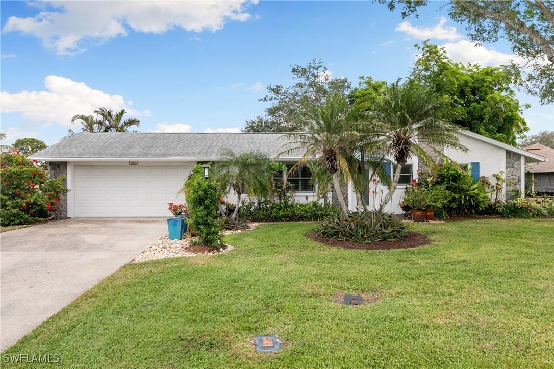 212 Potomac Pl. #51, Naples, FL 34112