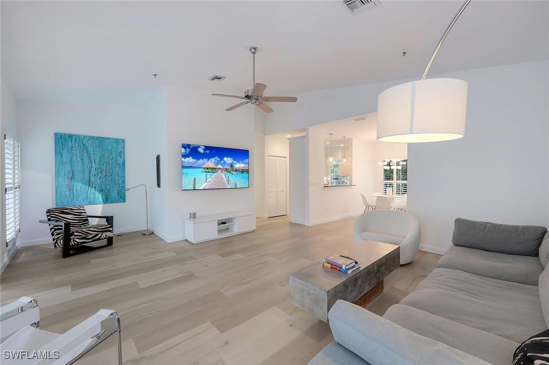 359 2nd St., Naples, FL 34102