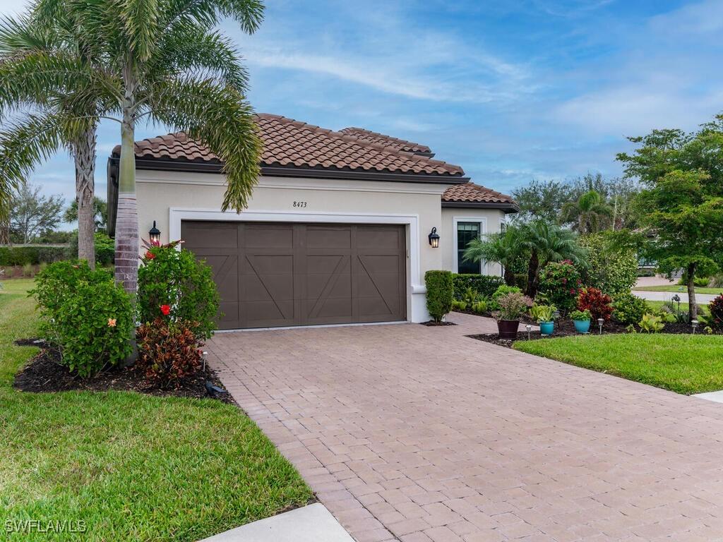 8473 Sevilla Ct., Naples, FL 34114