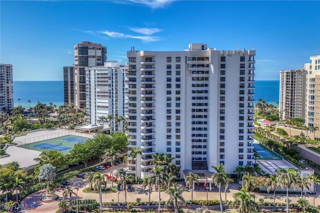 4451 Gulf Shore Blvd. #406, Naples, FL 34103
