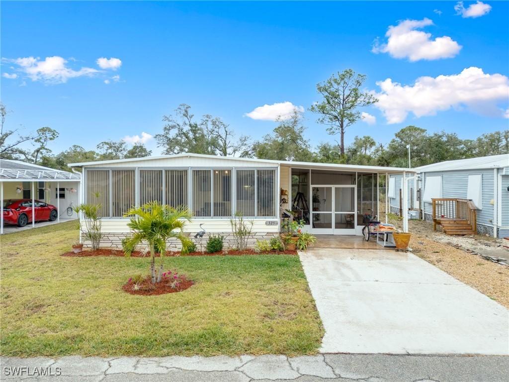 325 Shrub Ln., North Fort Myers, FL 33917