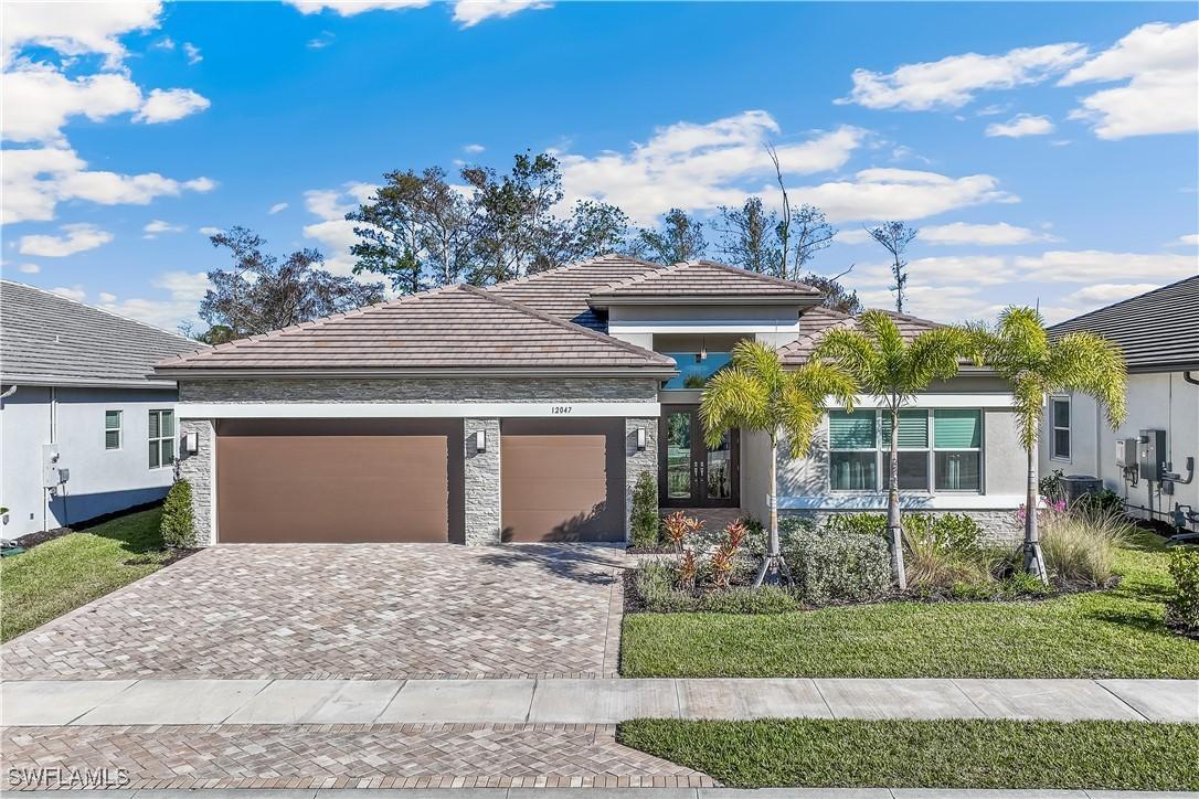 12047 Oleander Ave., Naples, FL 34120
