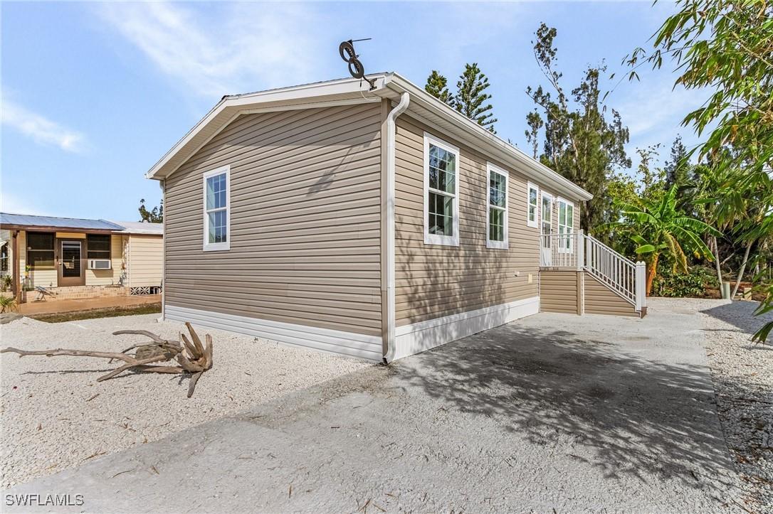 7264 Drum Dr., St James City, FL 33956