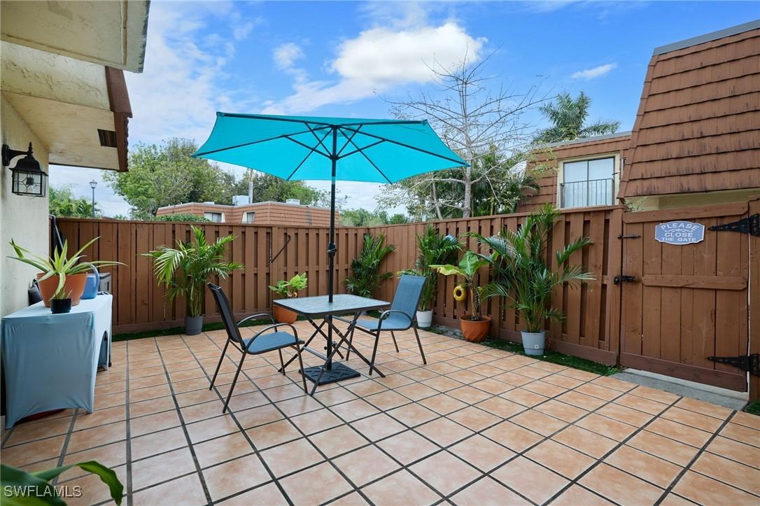5247 Cedarbend Dr. #2, Fort Myers, FL 33919