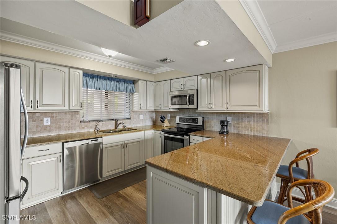 4200 Steamboat Bend #303, Fort Myers, FL 33919