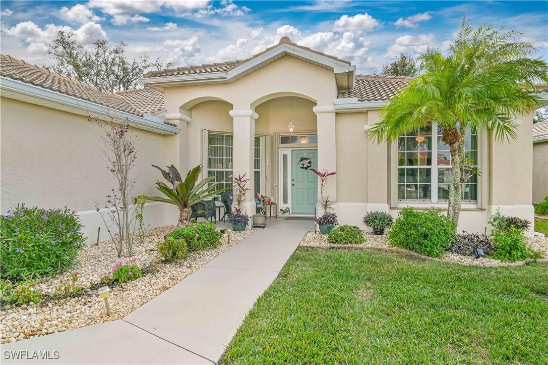 2070 Rio Nuevo Dr Dr., North Fort Myers, FL 33917