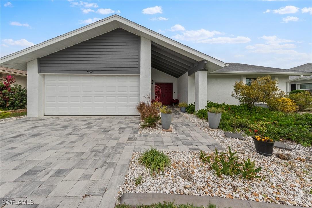 9866 Wildginger Dr., Fort Myers, FL 33919
