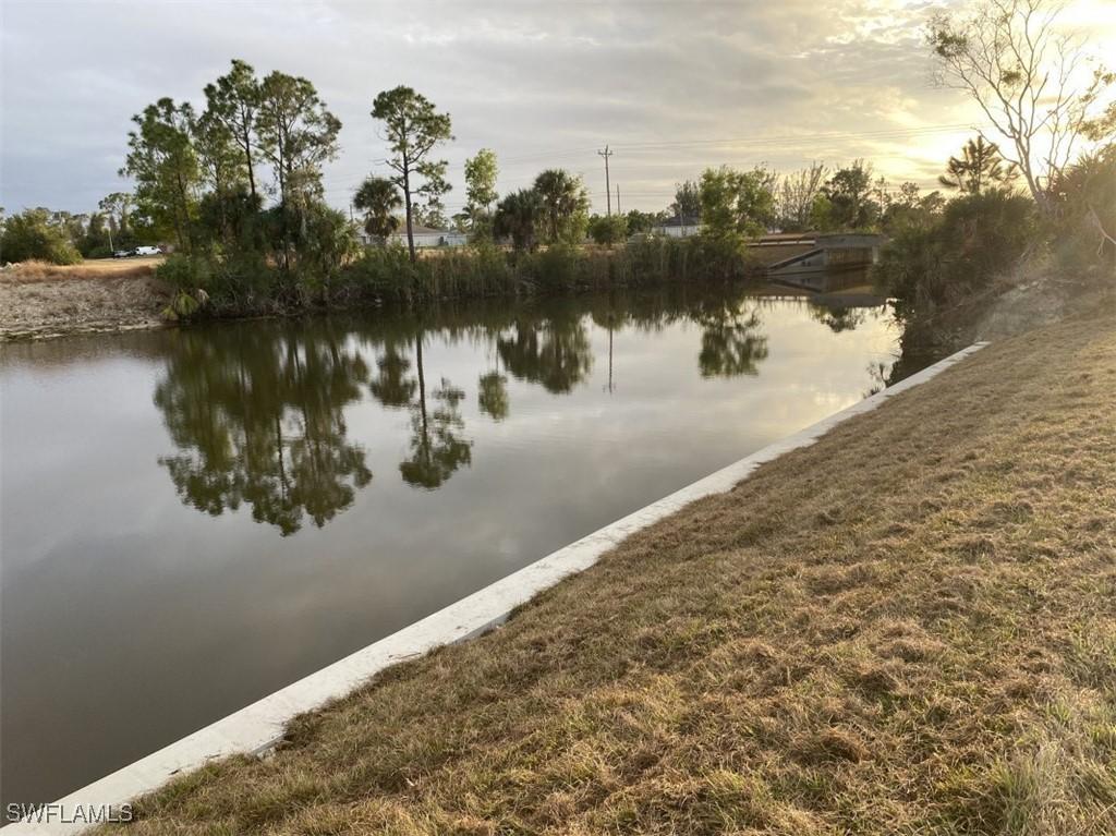 1928 NE 42nd Ter., Cape Coral, FL 33909