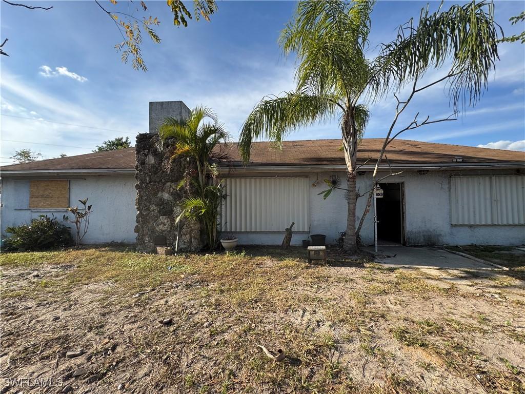 8306 Suncoast Dr., North Fort Myers, FL 33917
