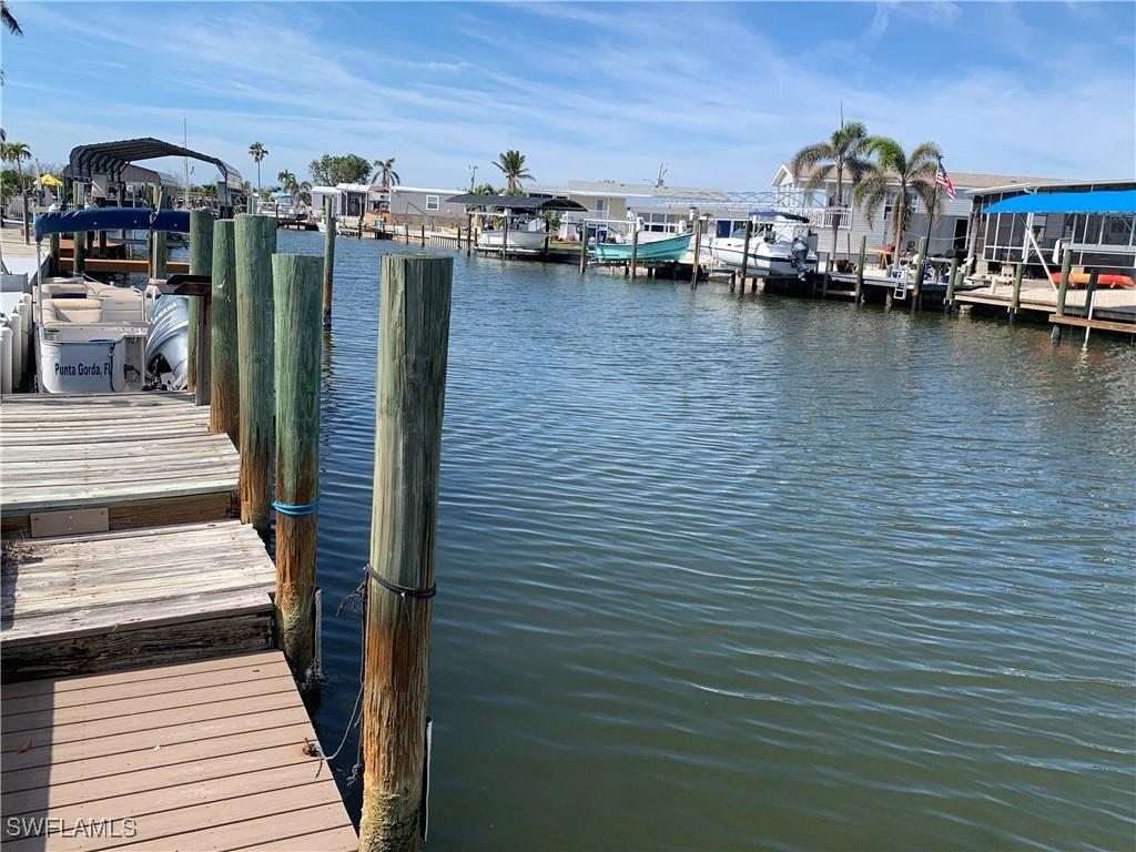 3872 Blueberry Ln., St James City, FL 33956