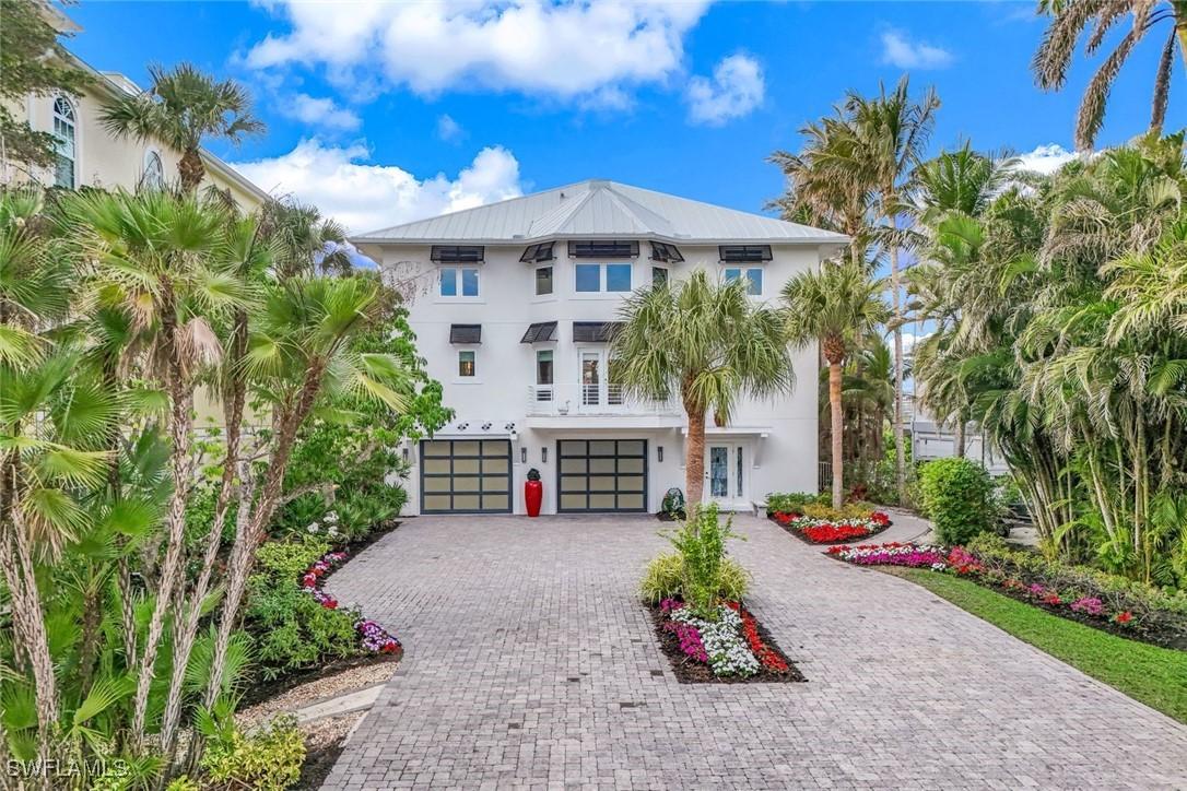 233 Bayfront Dr., Bonita Springs, FL 34134