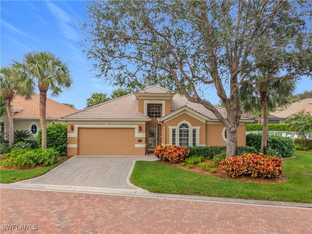2325 Island Cove Cir., Naples, FL 34109