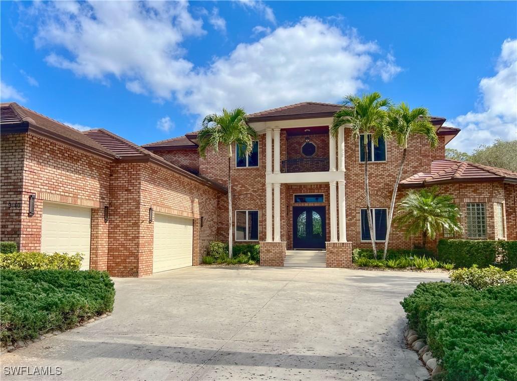 9140 The Ln., Naples, FL 34109