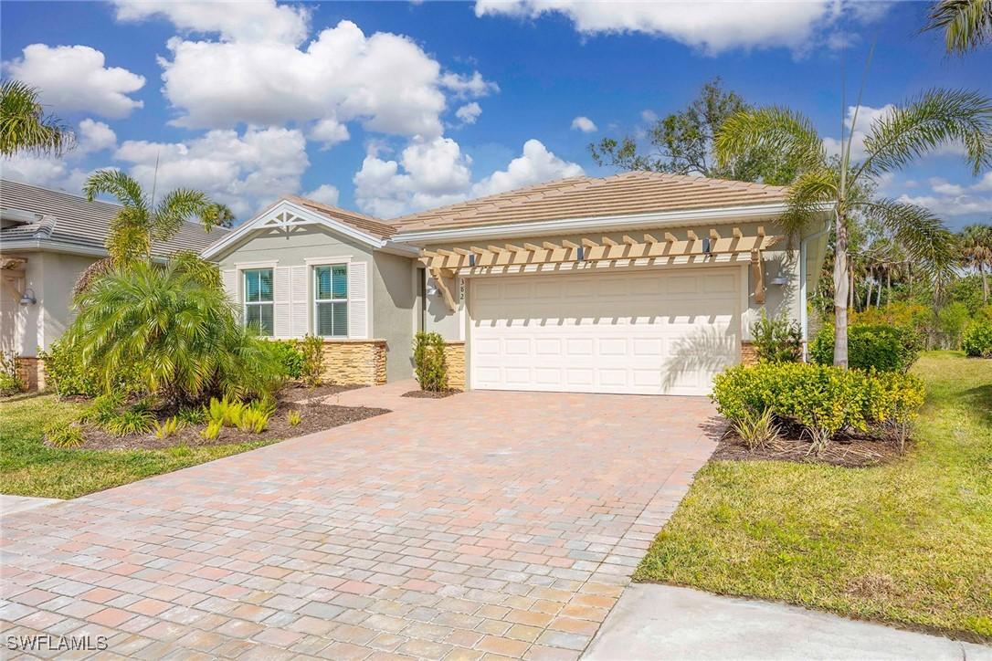 382 Deauville Loop, Naples, FL 34114
