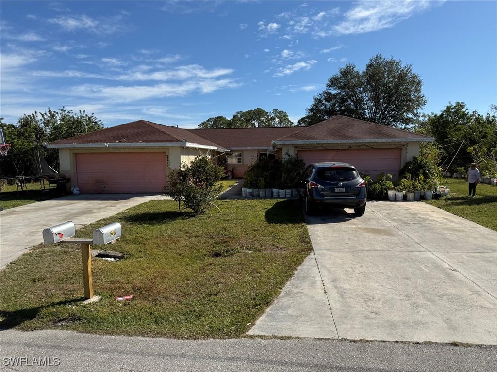 2205/2207 Armour Rd., Lehigh Acres, FL 33973