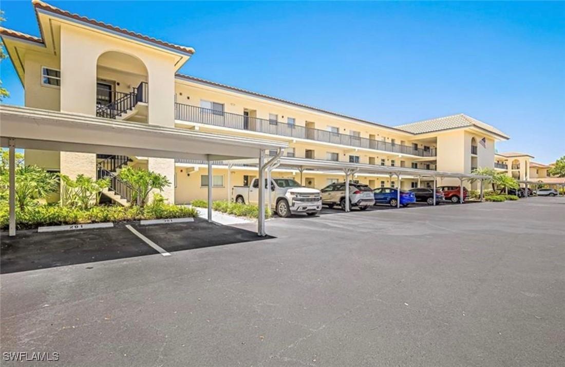 201 Quail Forest Blvd. #208, Naples, FL 34105