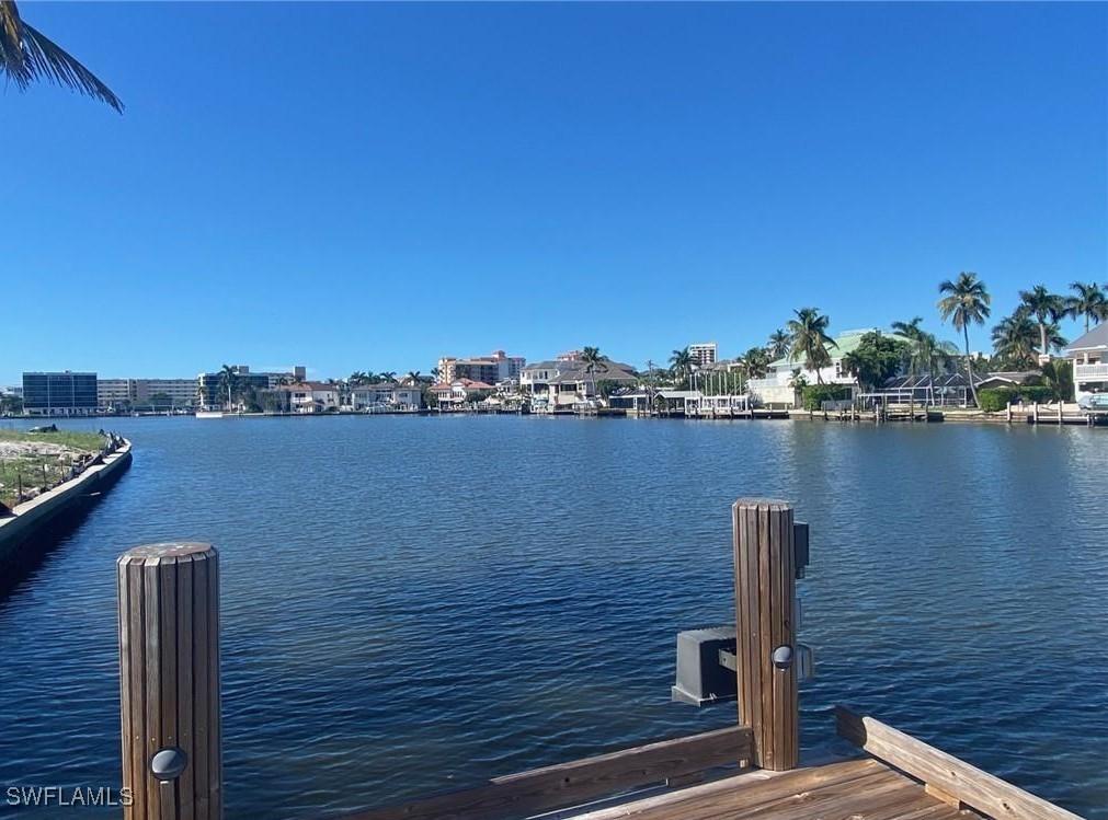 361 Seabee Ave., Naples, FL 34108