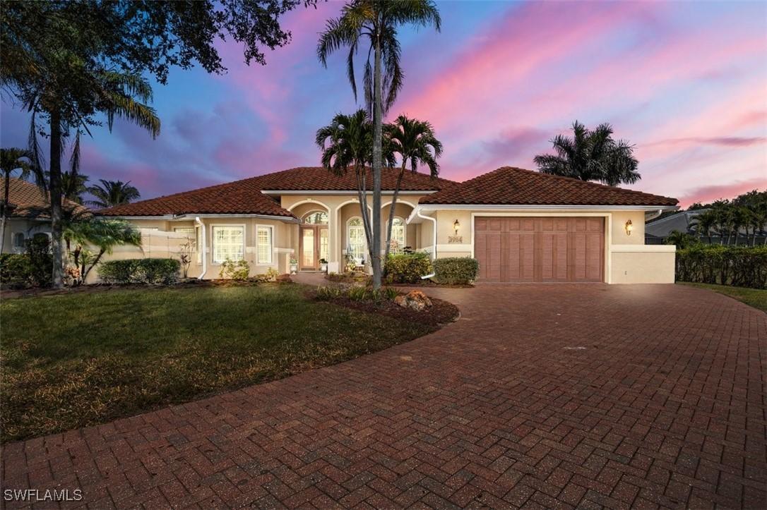 3984 Stonesthrow Ct., Naples, FL 34109